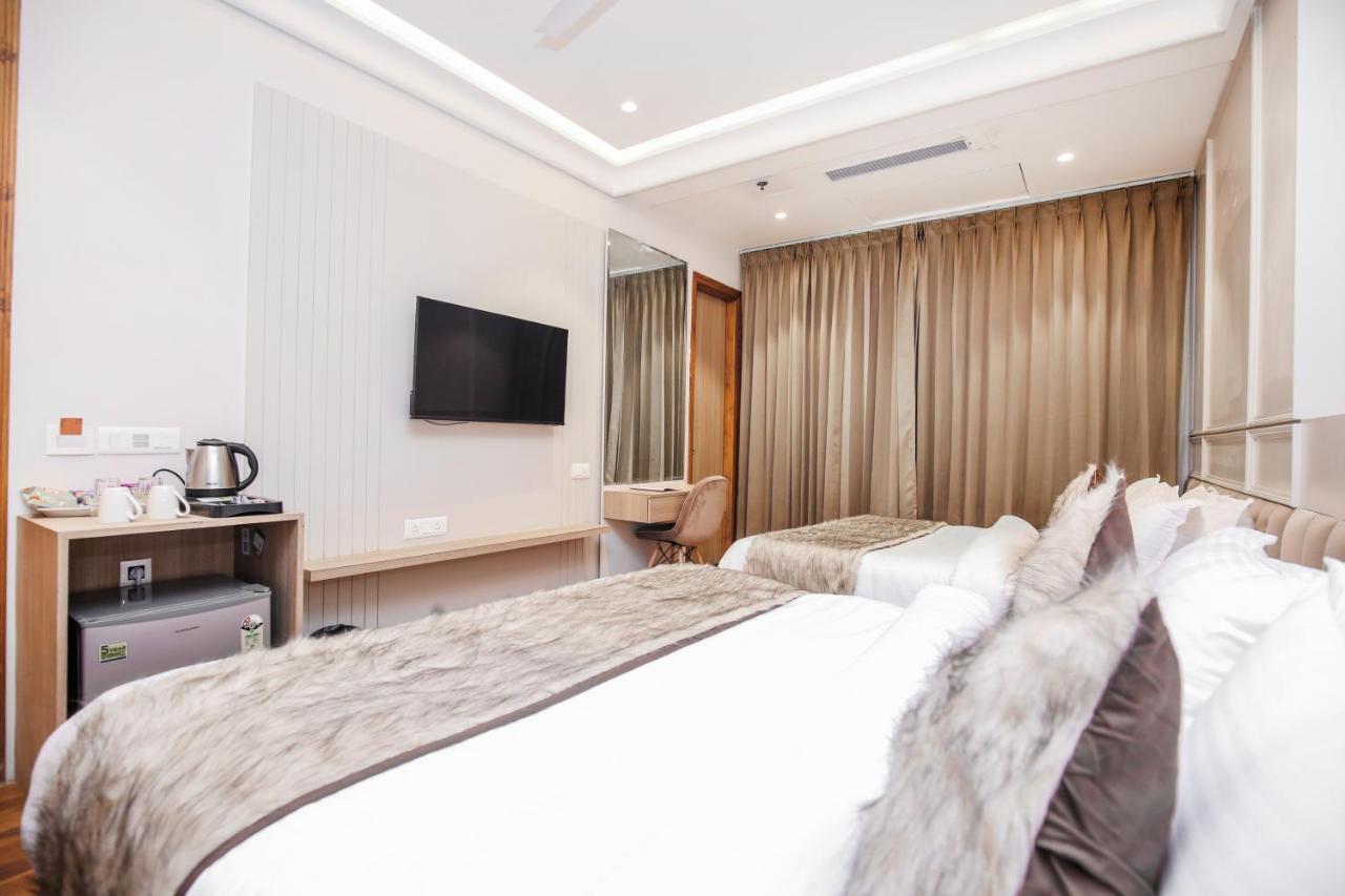 Hotel Euphoria Green Amritsar Exterior photo