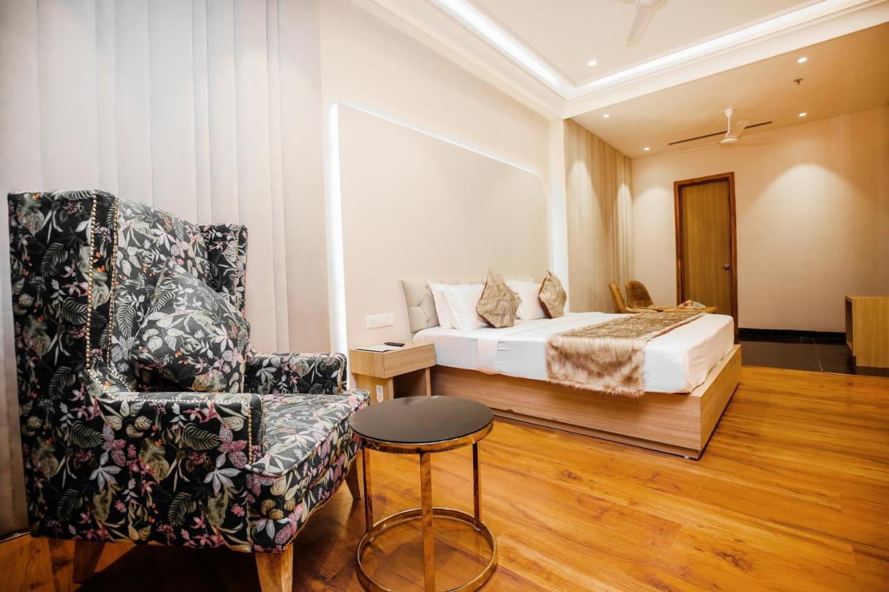 Hotel Euphoria Green Amritsar Exterior photo