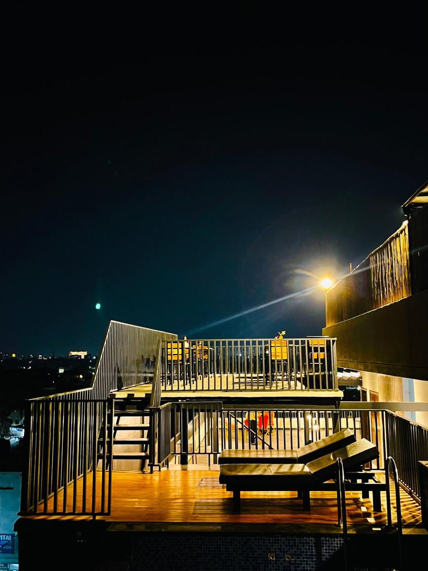 Hotel Euphoria Green Amritsar Exterior photo